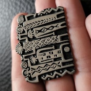 VTG Alice Seely brooch